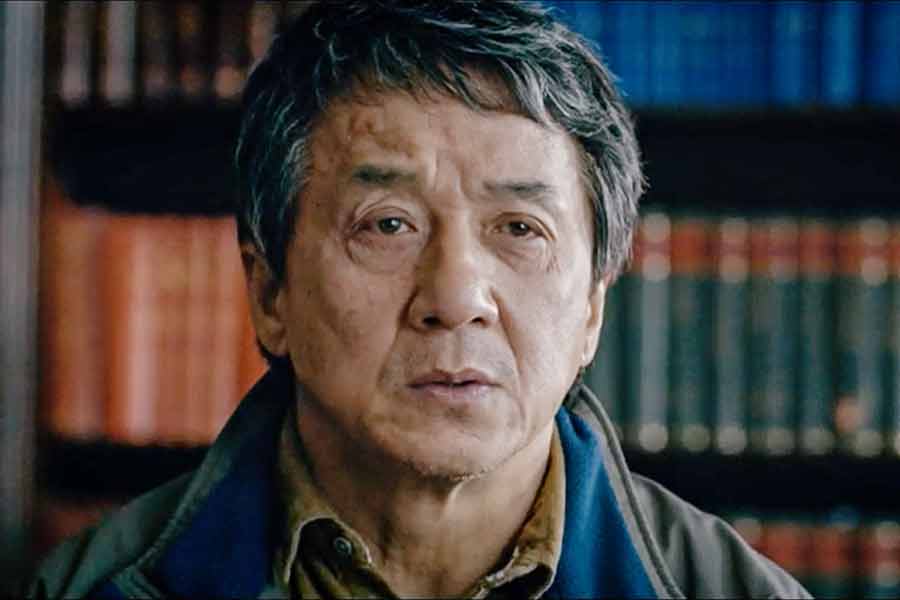 Jackie Chan dalam The Foreigner (2017)